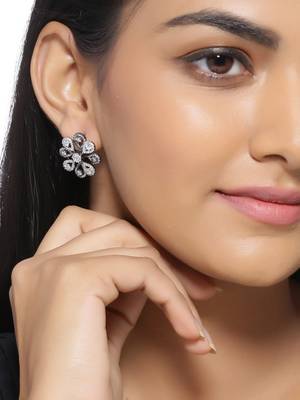 White pearl earrings 2