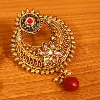 Red danglers-drops 2