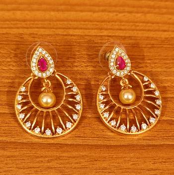 Red danglers-drops 1
