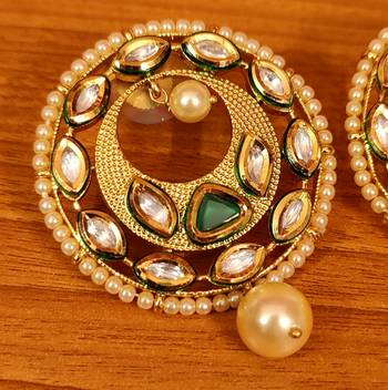 Green studs 2