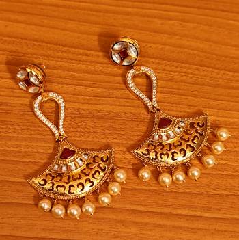 Red danglers-drops 1