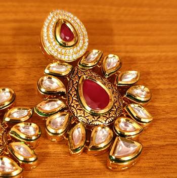 Red danglers-drops 2