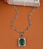 Multicolor necklaces