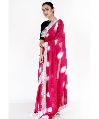 red chiffon tie and dye saree with crochet lace 2
