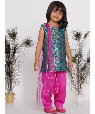 Little Bansi Bird Print Banarsi Kurta with Salwar and Dupatta - Peacock Green and Rani 3