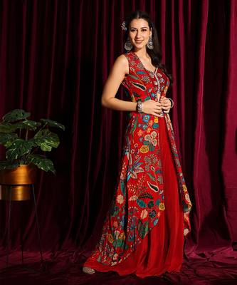 Red Printed Cape With A Bustier And A Gharara 4
