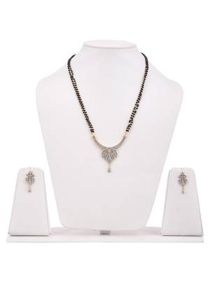 White mangalsutra 1