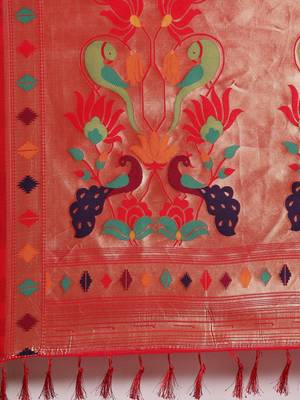 Red Woven Silk Blend Saree With Blouse 4