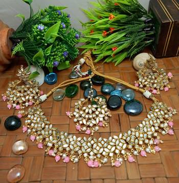 Pink Copper Gold Plated Kundan Handmade Necklace Earrings Maangtika Set Jewellery 1