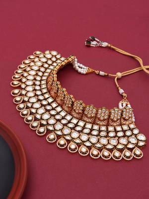 White necklace-sets 2
