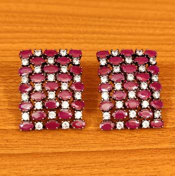 Red studs 1