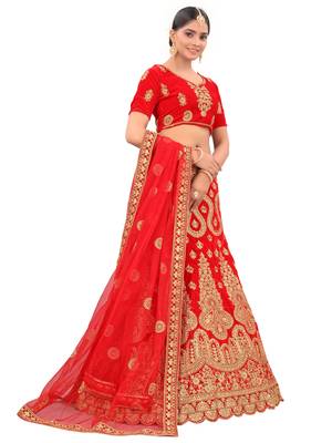 Embroidered Semi Velvet Semi Stitched Bridal Lehenga Choli 3