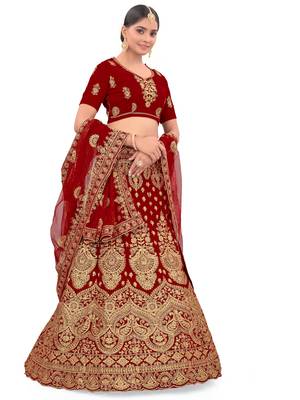 Embroidered Semi Velvet Semi Stitched Bridal Lehenga Choli 3