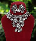 Silver necklace-sets