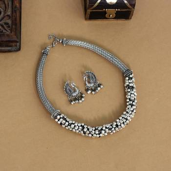 Silver necklace-sets 2