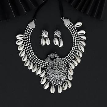 White necklace-sets 3