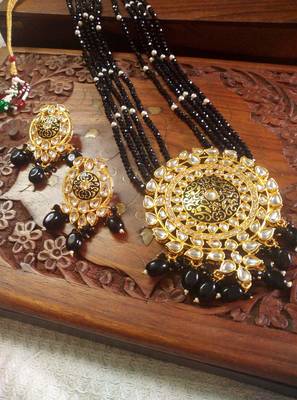 Black designer floral meenakari kundan studed onyx stone multilayer necklace set with earrings 5