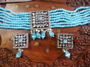 Turquoise DESIGNER FLORAL KUNDAN STUDED ONYX STONE MULTILAYER CHOKER NECKLACE SET WITH EARRINGS 4