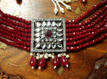 Red DESIGNER FLORAL KUNDAN STUDED ONYX STONE MULTILAYER CHOKER NECKLACE SET WITH EARRINGS 4