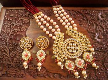 Red DESIGNER FLORAL MEENAKARI KUNDAN STUDED ONYX STONE MULTILAYER NECKLACE SET WITH EARRINGS 3