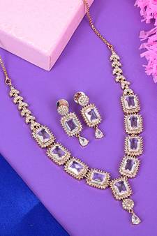 White necklace-sets