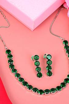 Green necklace-sets