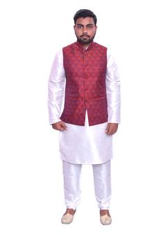 Men's White Matching Kurta Churidar With Maroon 1st Waistcoat (RG-16491-)