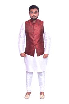 Men's White Matching Kurta Churidar With Solid Maroon Waistcoat