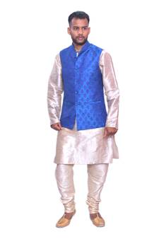 Men's Double Tone Matching Kurta Churidar With Banarsi Royal Blue Waistcoat