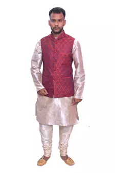 Men's Double Tone Matching Kurta Churidar With Maroon 1st Waistcoat