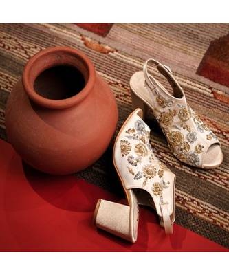 Zahara (Hand Embroidered, Gold Blocks Heels) 1