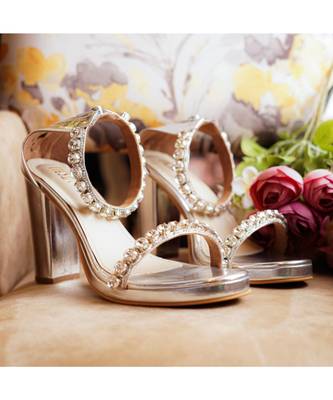 Kash (White And Silver Stones And Pearl, Silver Suede High Heels Ankle Strap) 4