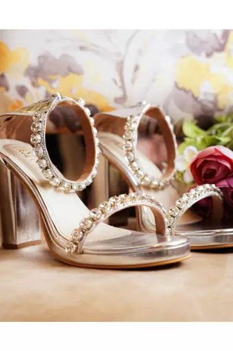 Kash (White And Silver Stones And Pearl, Silver Suede High Heels Ankle Strap)
