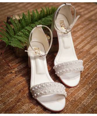 Pearly Bride (White Floes) 4