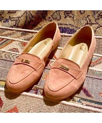 Anna (Close Ballerina Suede Flats ) 1