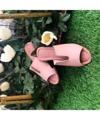 Aster (Open Flats Cushion Base ) 3