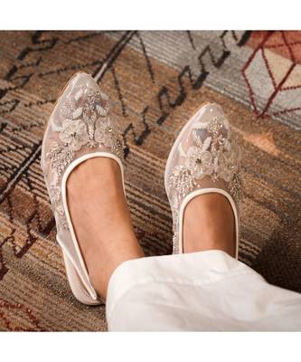 Cinderella Mules (Hand Embroidery, White Pointy) 2