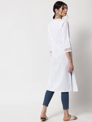 MATINE Women Self Design Straight Kurta 2