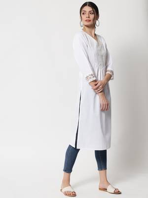 MATINE Women Self Design Straight Kurta 5