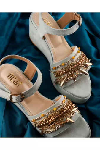 Jewel (Green Wedges)