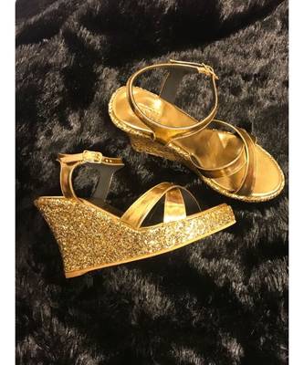 Cross Glitter Wedges 1