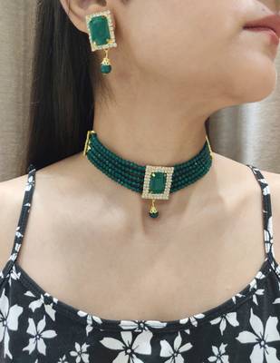 Green Choker Set 1