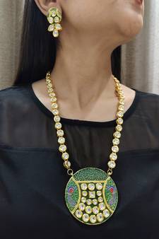 Green Kundan Meenakari Necklace Set