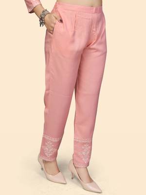 Vbuyz Women'S Embroidered Straight Rayon Light Pink Stitched Kurta Pant With Dupatta 7