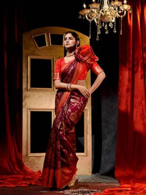 Handloom Maroon Dupion Silk Saree with Blouse Piece 3
