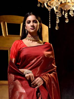 Handwoven Maroon Banarasi silk blend Saree with Blouse Piece 3