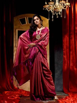 Handwoven Rani Banarasi Silk Saree with Blouse Piece 1