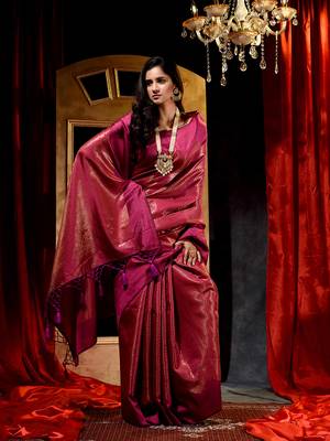 Handwoven Rani Banarasi Silk Saree with Blouse Piece 4