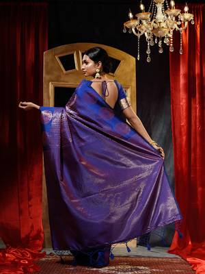 Handwoven Royal Blue Banarasi Silk Saree with Blouse Piece 2
