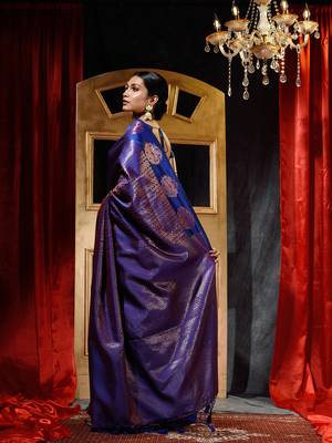 Handwoven Royal Blue Banarasi Silk Saree with Blouse Piece 3
